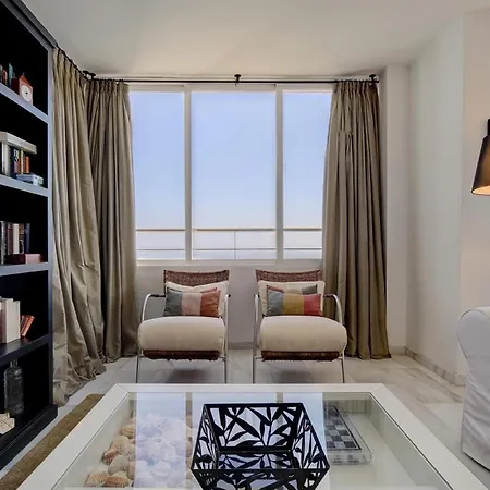 Penthouse Boulevard 401